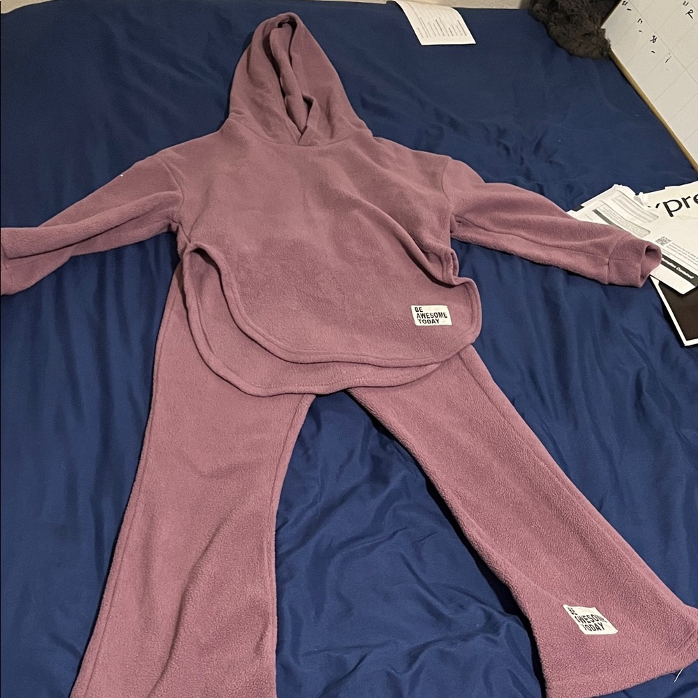 Girls sweat outfit 7y